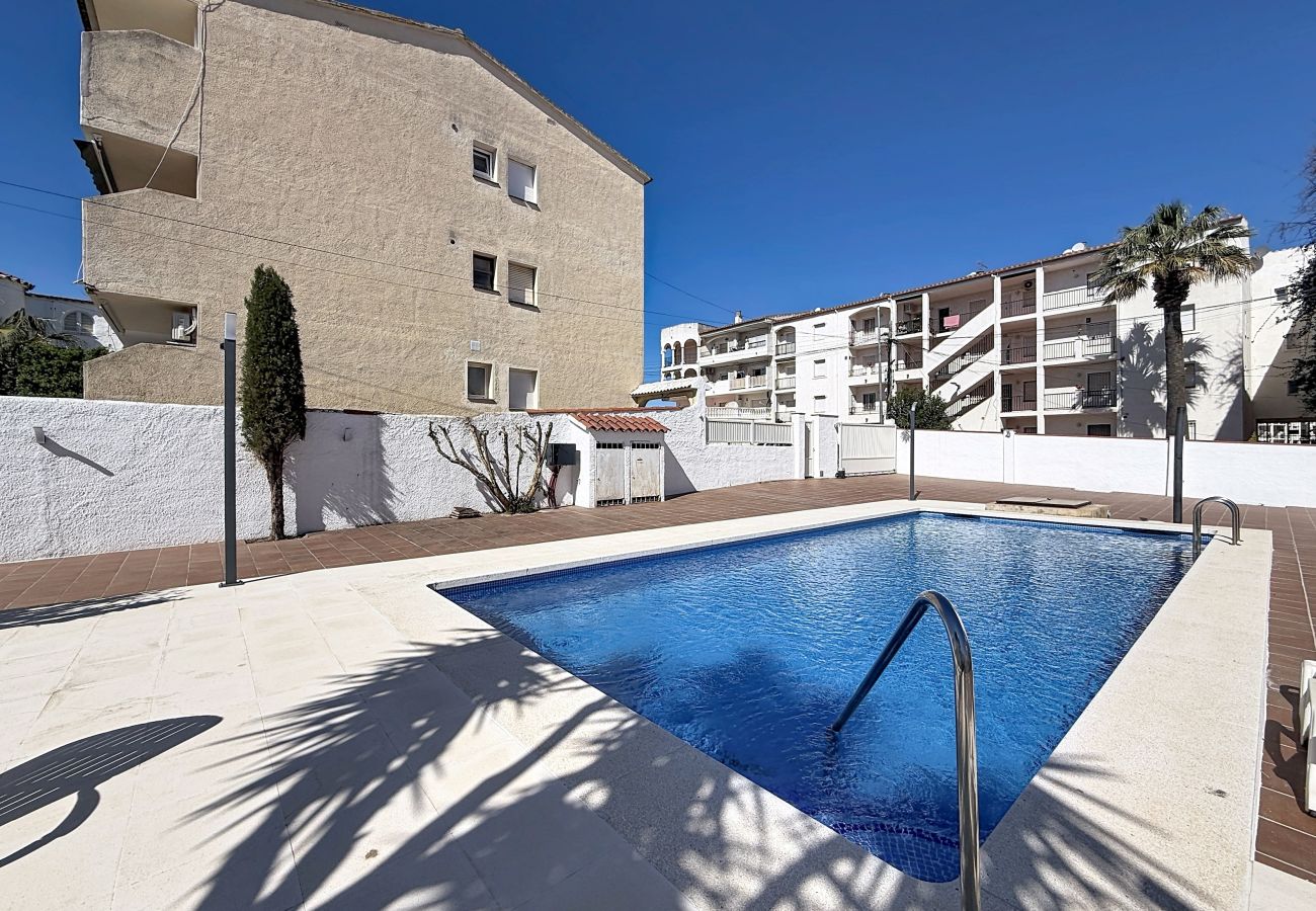 House in Empuriabrava - VALIRA PISCINE Empuriabrava – INTERimmo