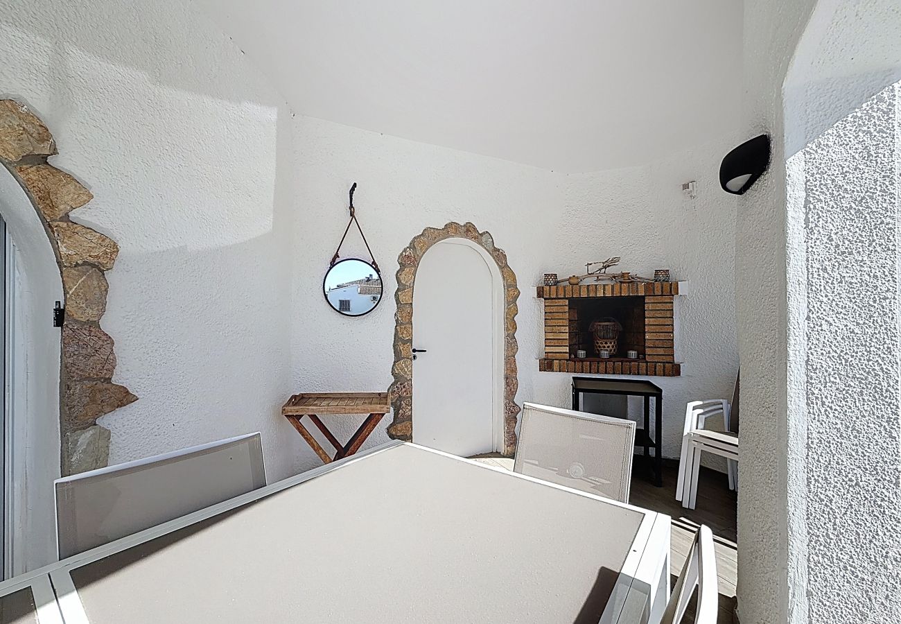 House in Empuriabrava - VALIRA PISCINE Empuriabrava – INTERimmo