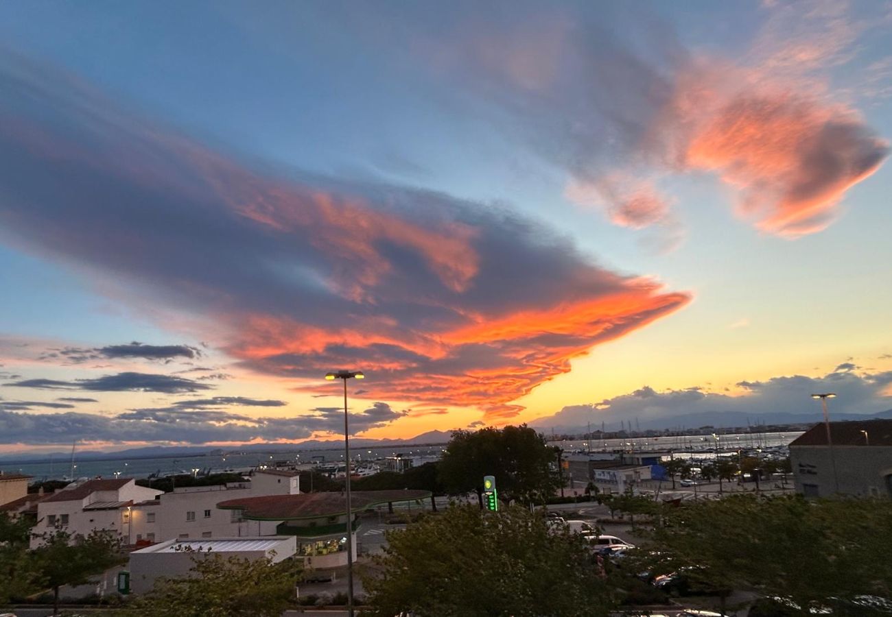 Apartment in Rosas / Roses - ROCMAR Rosas / Roses – INTERimmo