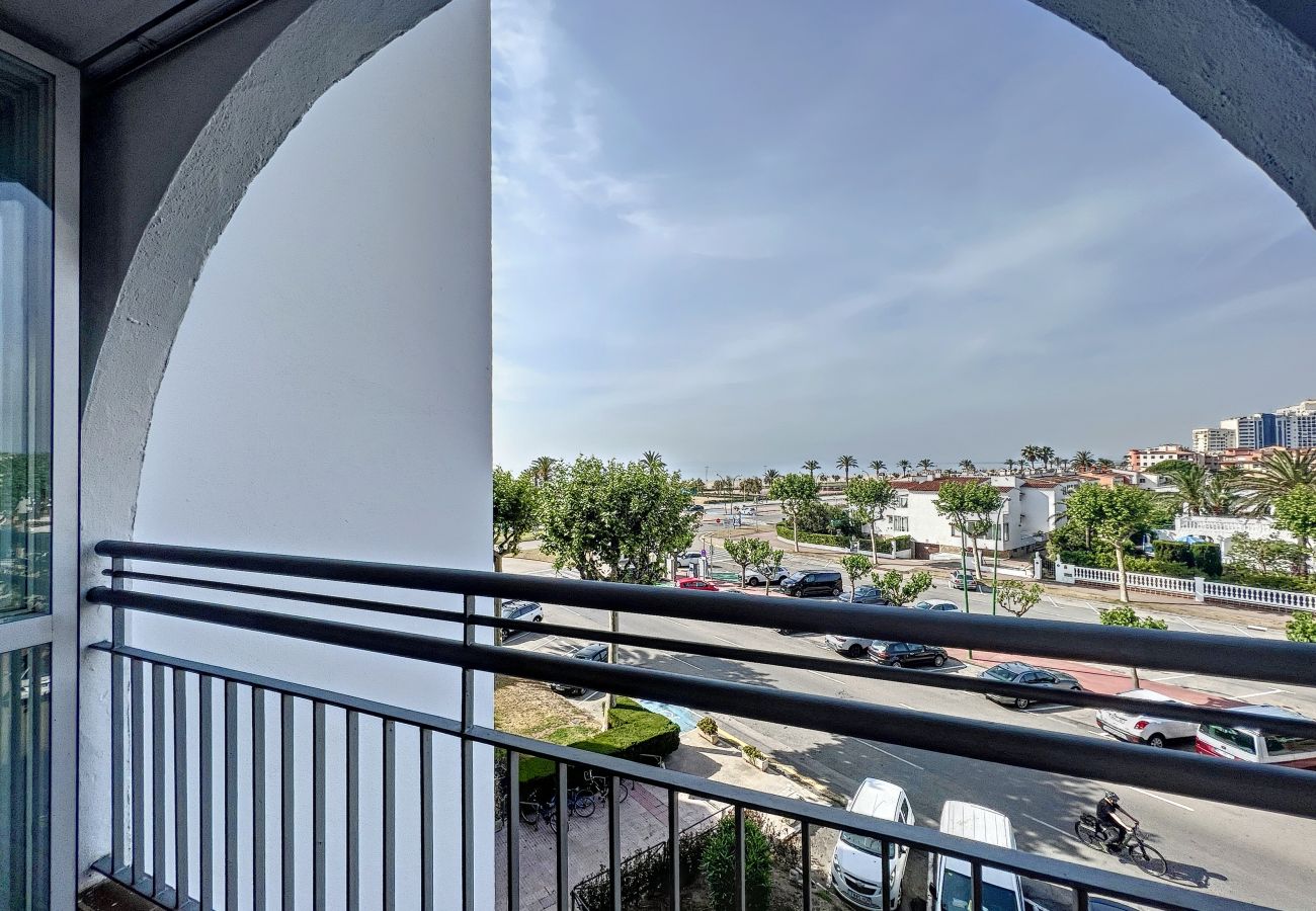 Apartment in Empuriabrava - BAHIA II 317  Empuriabrava – INTERimmo