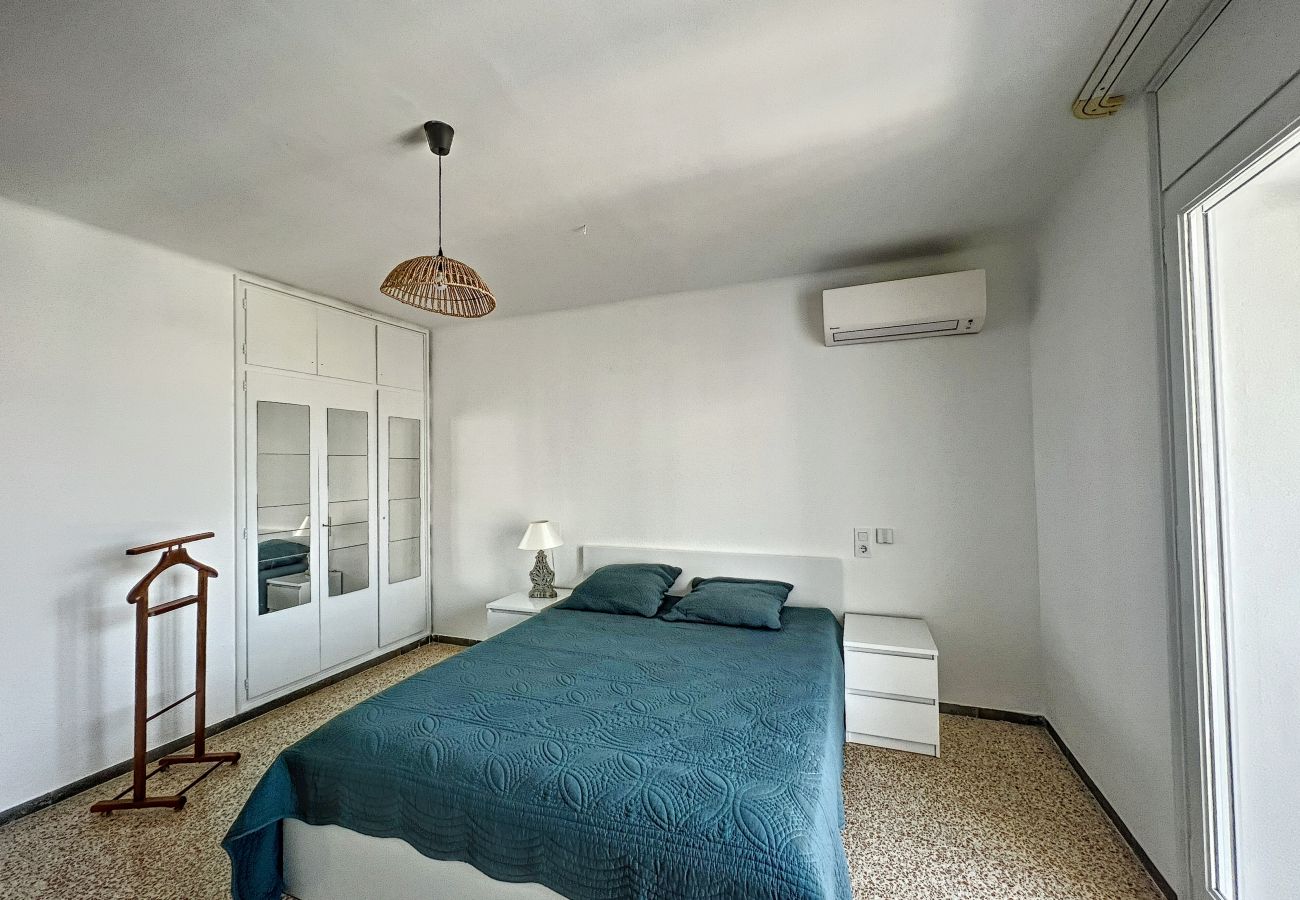 Apartment in Empuriabrava - BAHIA II 317  Empuriabrava – INTERimmo