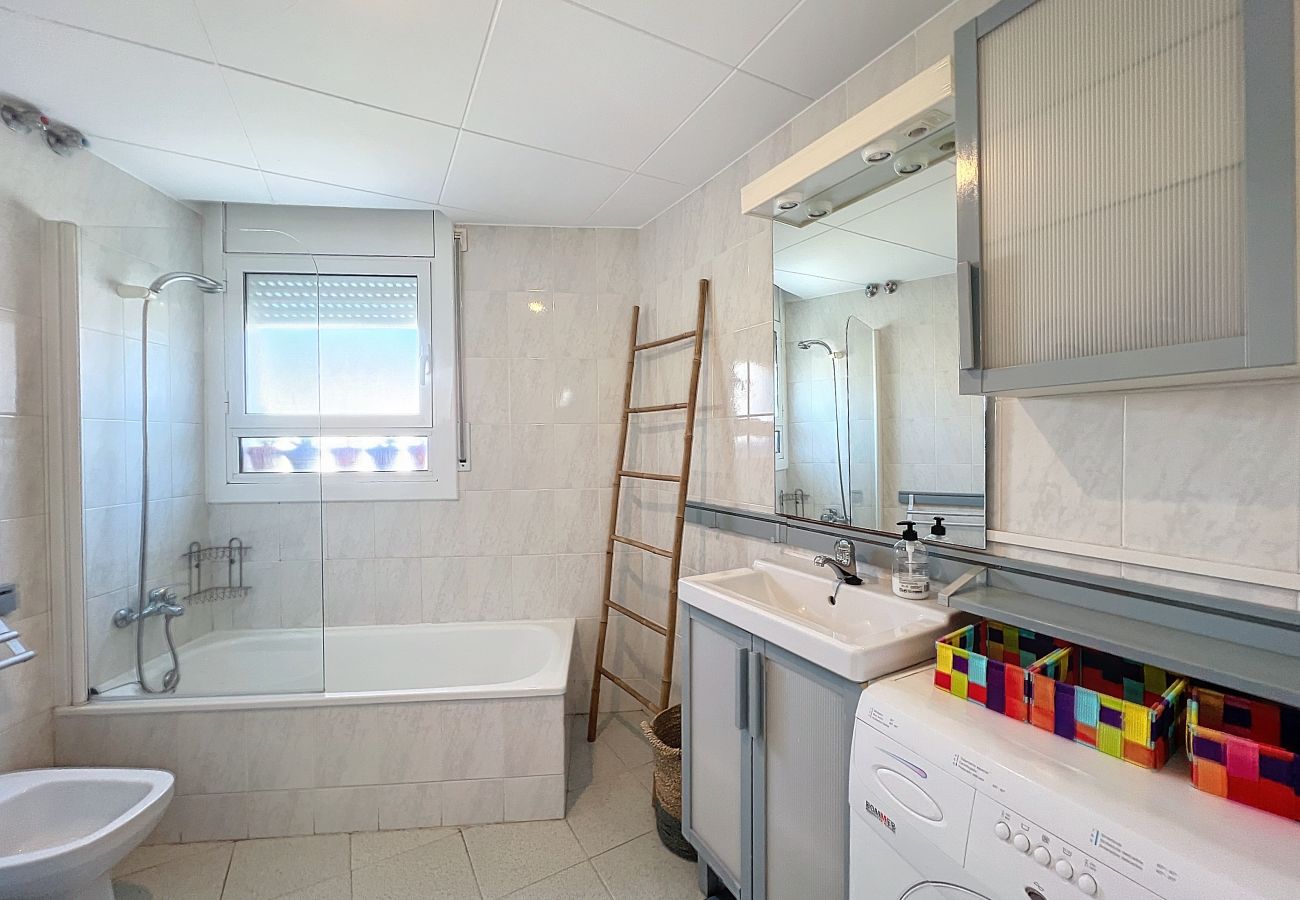 Apartment in Rosas / Roses - CUANA 3 6  Rosas / Roses – INTERimmo