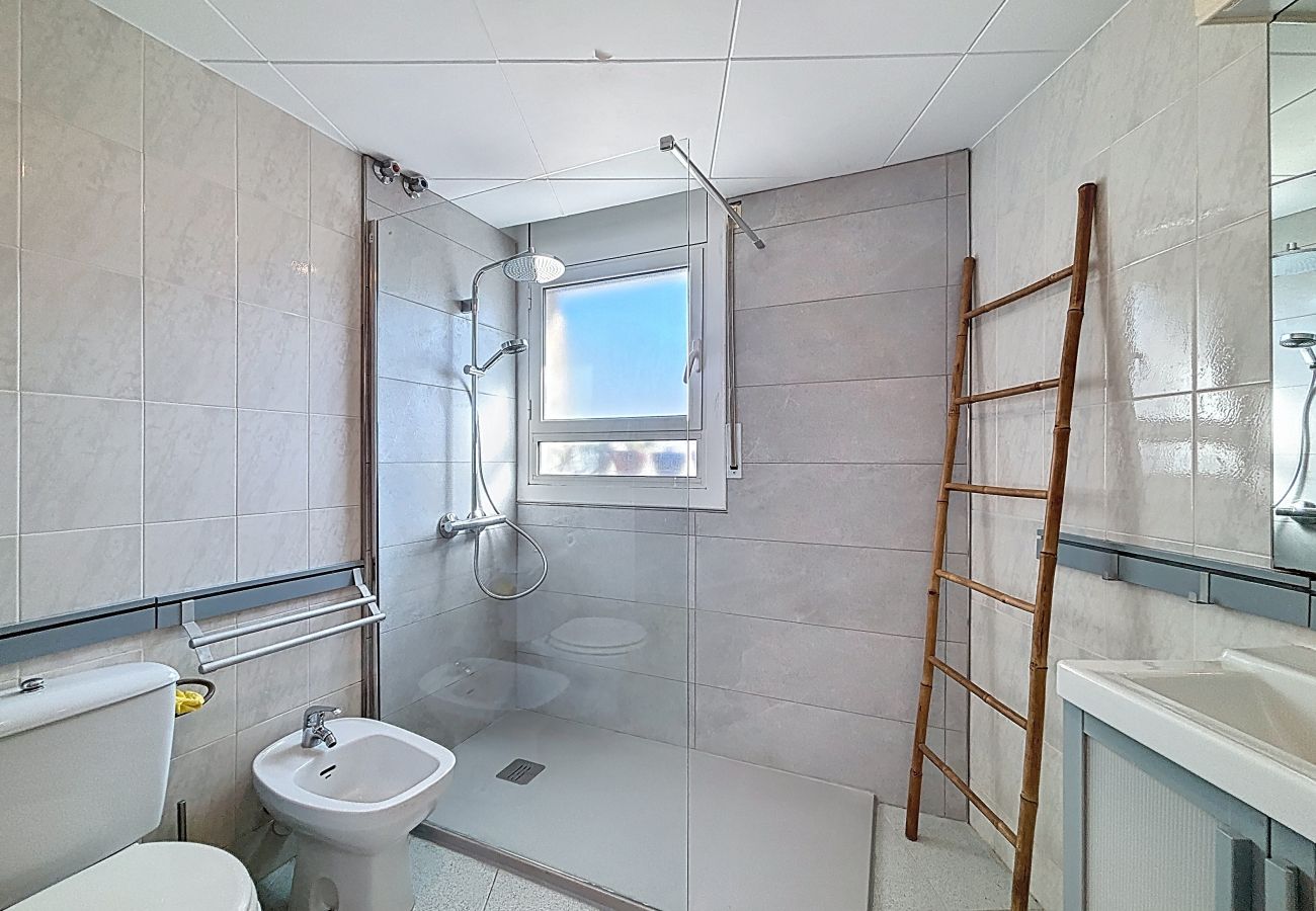 Apartment in Rosas / Roses - CUANA 3 6  Rosas / Roses – INTERimmo