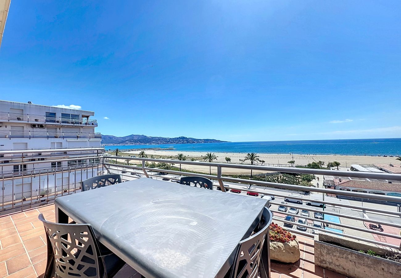 Apartment in Empuriabrava - BAHIA II 605 Empuriabrava – INTERimmo