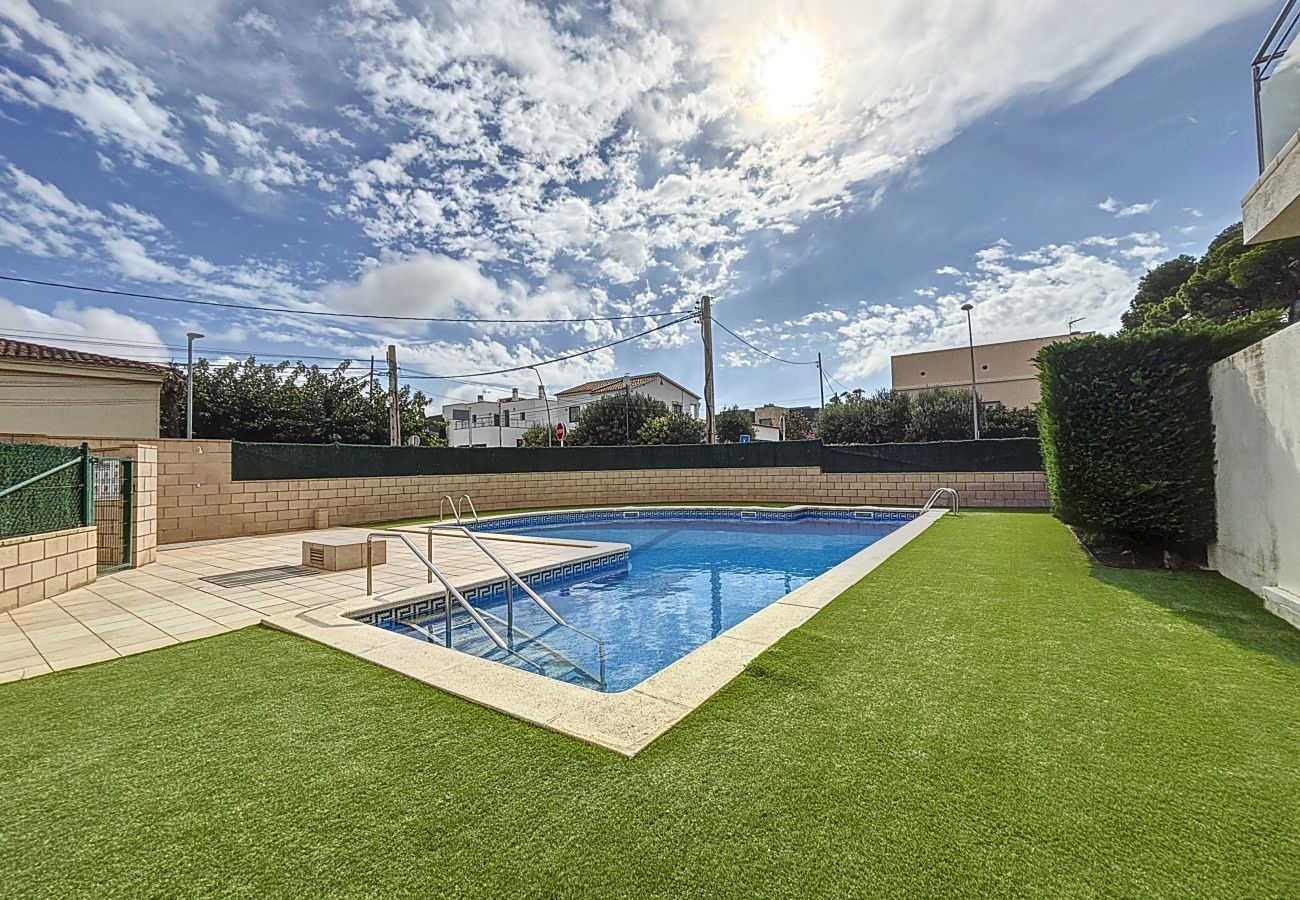 Apartment in Rosas / Roses - ARGENTERA Location Longue Durée INTERimmo