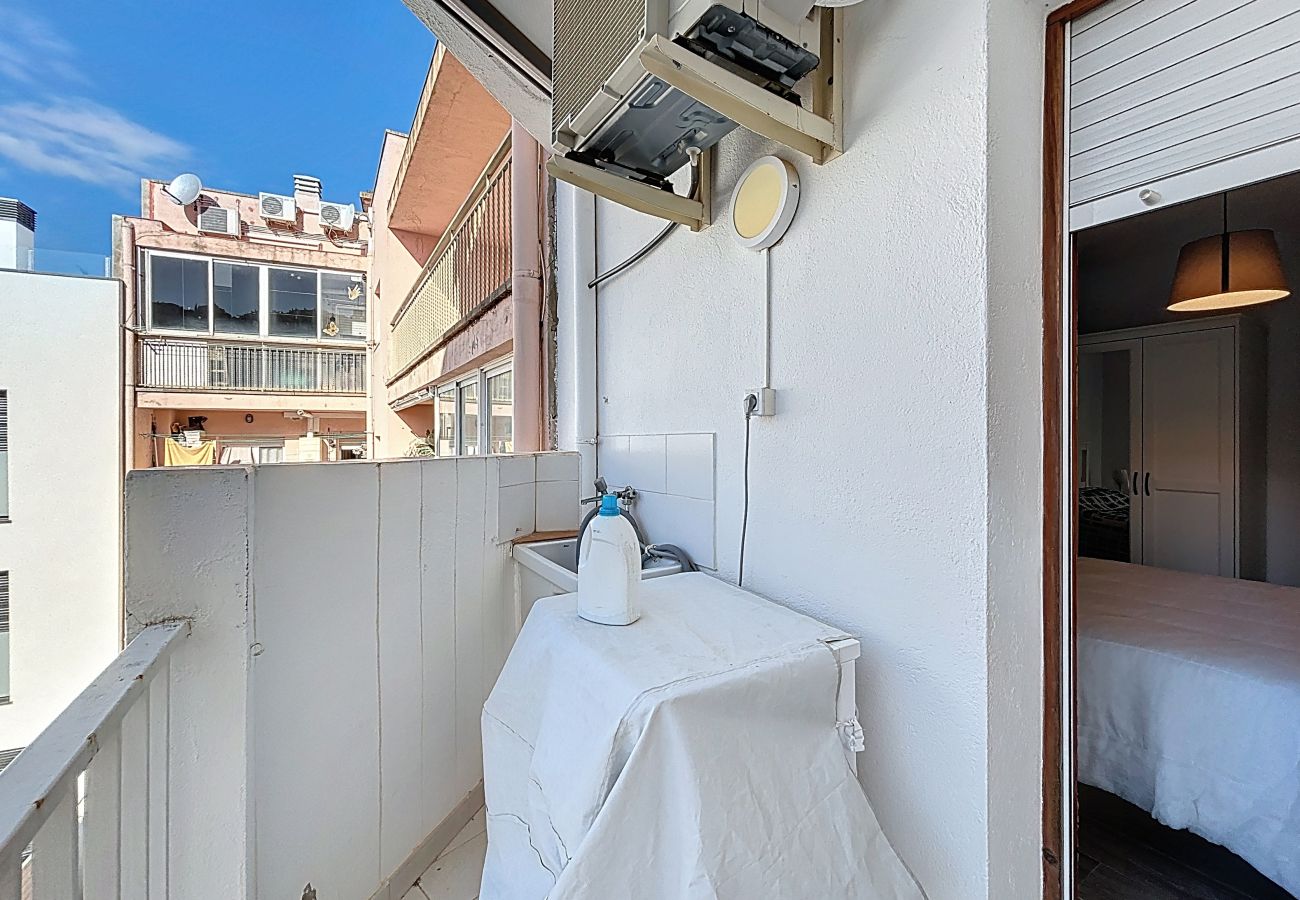 Apartment in Rosas / Roses - CAP NORFEU 60 Location Longue Durée INTERimmo