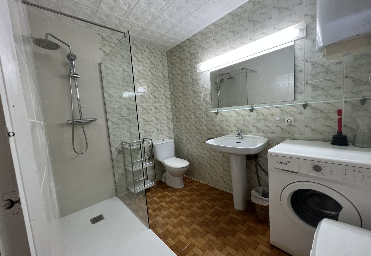 Apartment in Empuriabrava - PORT EMPORDA 28BA  Location Longue Durée INTERimmo