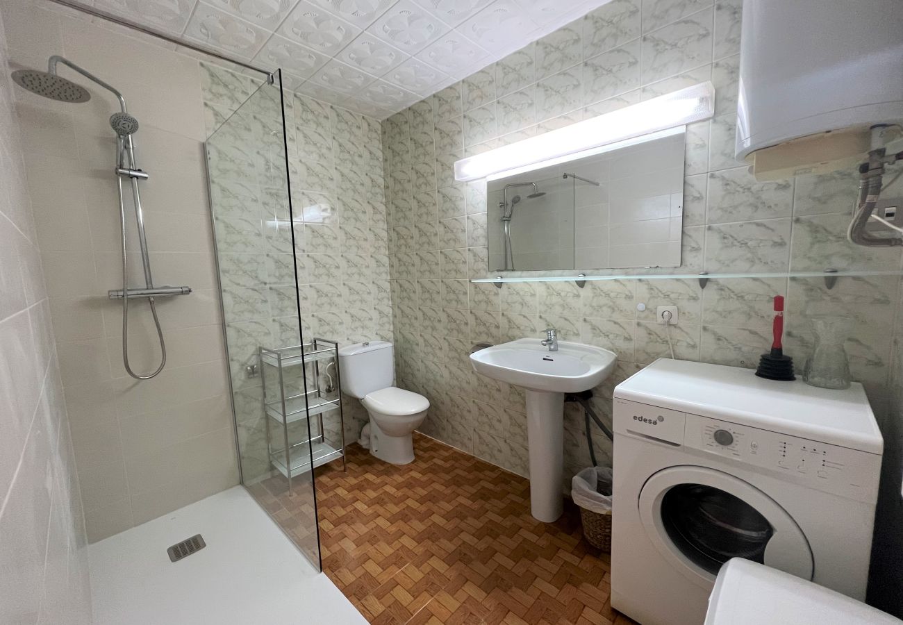 Apartment in Empuriabrava - PORT EMPORDA 28BA  Location Longue Durée INTERimmo