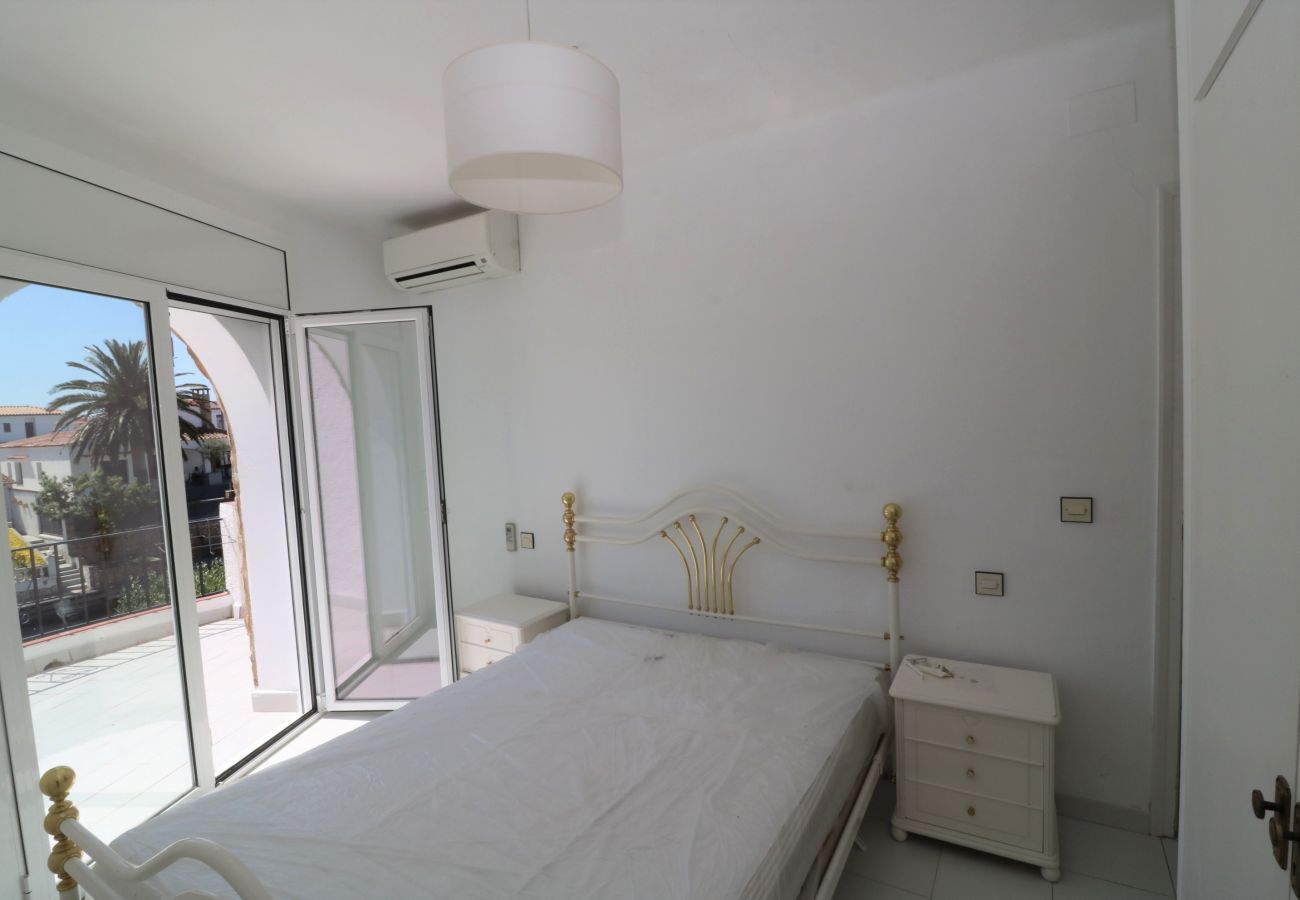 Maison à Empuriabrava - VALIRA PISCINE Empuriabrava – INTERimmo