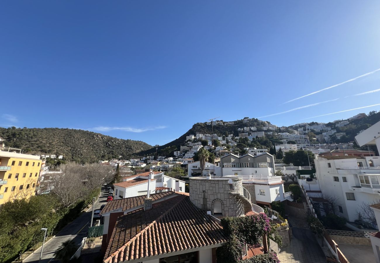 Appartement à Rosas / Roses - CUANA 3 6  Rosas / Roses – INTERimmo