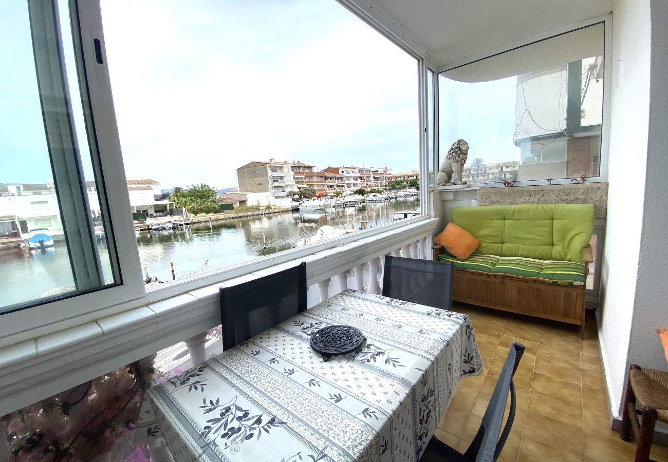 Appartement à Empuriabrava - PORT EMPORDA 28BA  Location Longue Durée INTERimmo