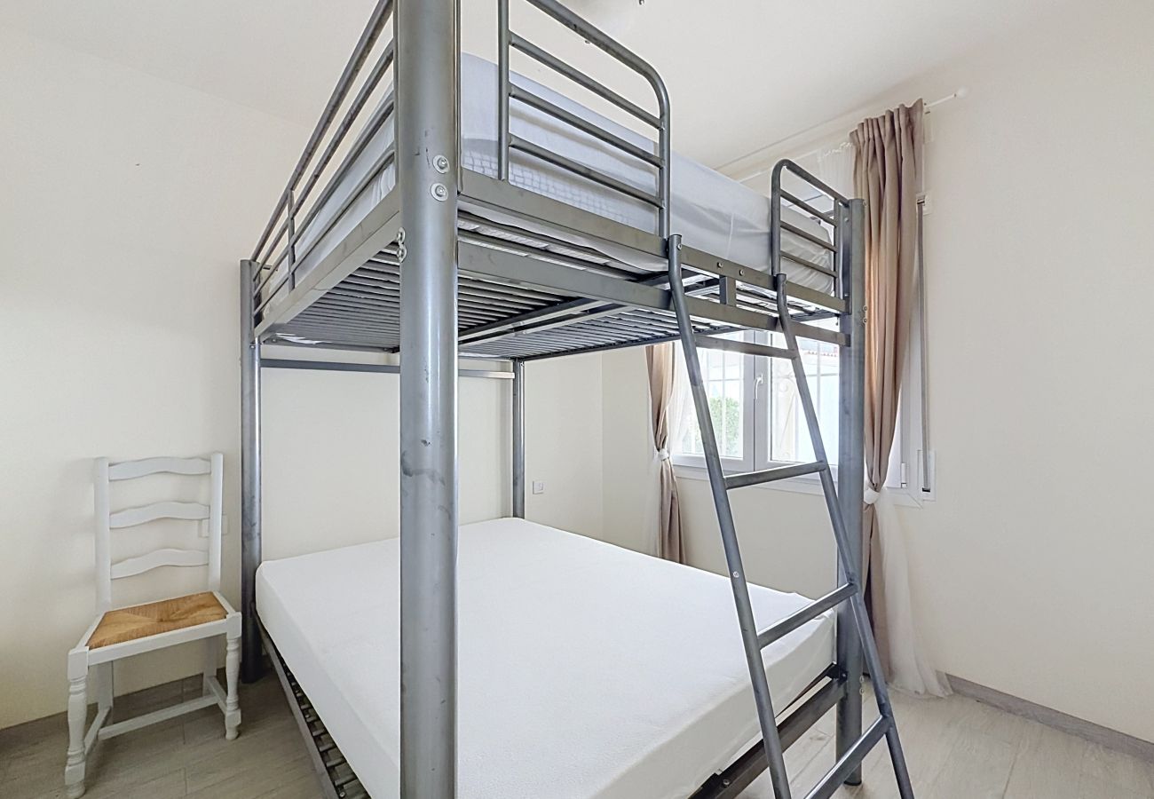 Maison à Empuriabrava - REQUESENS 116 Empuriabrava – INTERimmo