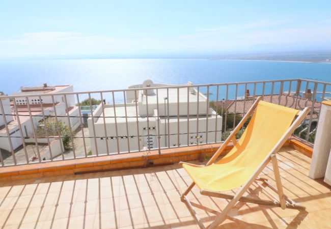 Apartament en Rosas / Roses - JARDINS III 2-2-1 Piso con vista al mar y piscina