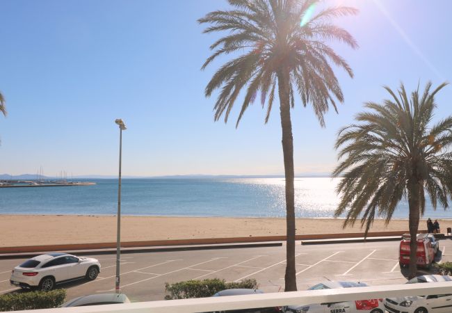 Apartament en Rosas / Roses - RHODE 1 Piso, 1ª linea de mar, Roses, Free Wifi