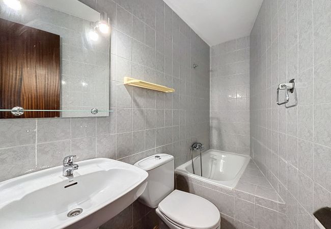 Apartament en Rosas / Roses - COLLSACABRA Piso muy acojedor, con garaje cerrado.