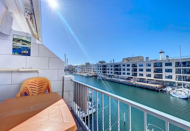 Apartament en Empuriabrava - PORT MOXO 4 2B - BEAU DUPLEX vue canal