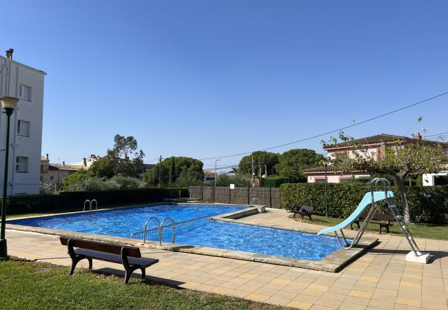 Apartament en Rosas / Roses - Lisboa 4P62 - Piso con piscina comunitaria