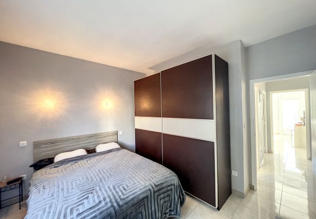 Apartament en Rosas / Roses - Lisboa 4P61 - Piso piscina comunitaria/Peque&ntild