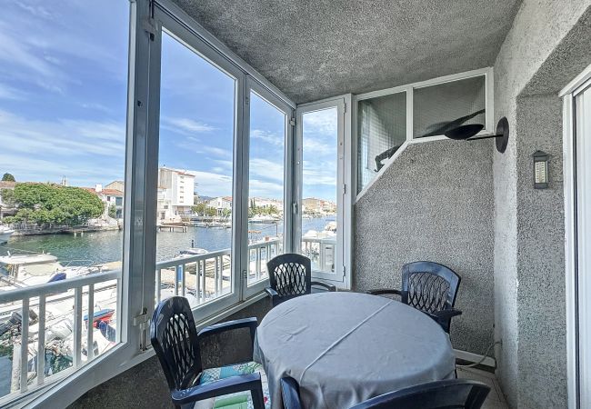 Apartament en Empuriabrava - Onada II - Piso vista al Canal y Puerto - Garaje P