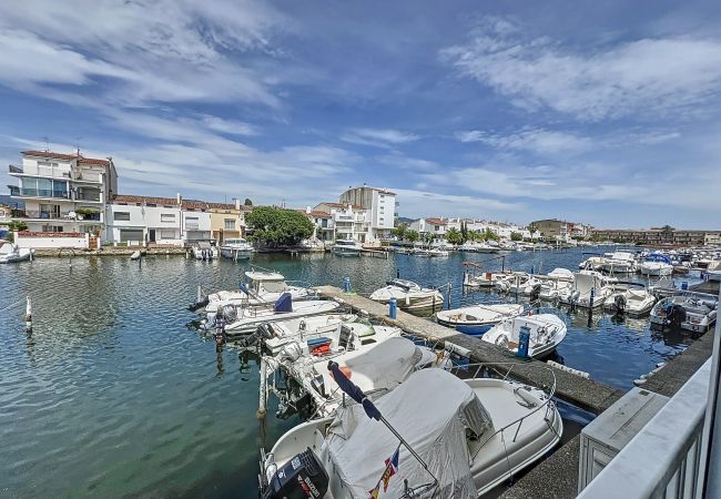 Apartament en Empuriabrava - Onada II - Piso vista al Canal y Puerto - Garaje P