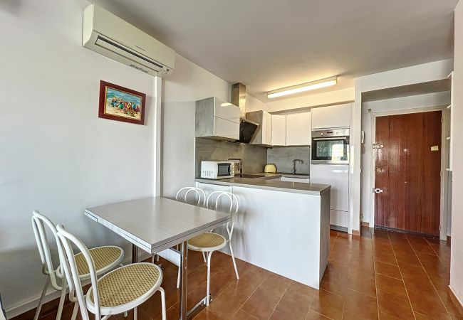 Apartament en Empuriabrava - Onada II - Piso vista al Canal y Puerto - Garaje P