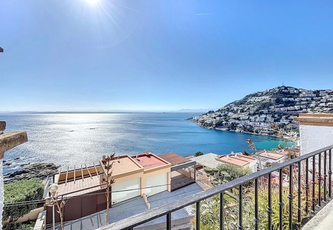 Casa en Rosas / Roses - ROSALES – Casa vistas al mar y piscina comunitari