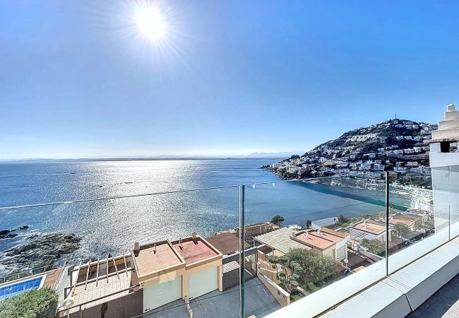 Casa en Rosas / Roses - ROSALES – Casa vistas al mar y piscina comunitari