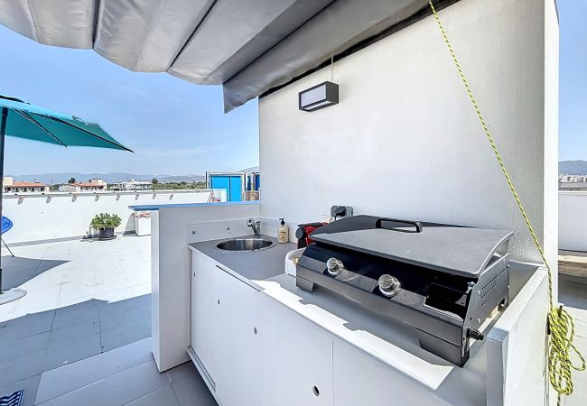 Apartament en Rosas / Roses - B.Marina 410 - Atico un dormitorio vista canal