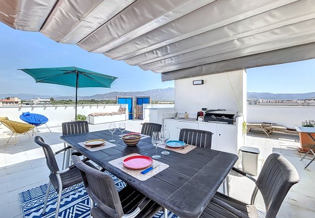 Apartament en Rosas / Roses - B.Marina 410 - Atico un dormitorio vista canal