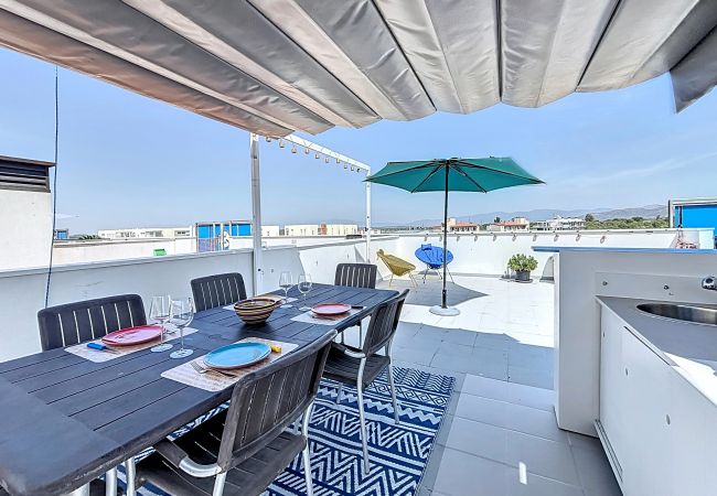 Apartament en Rosas / Roses - B.Marina 410 - Atico un dormitorio vista canal