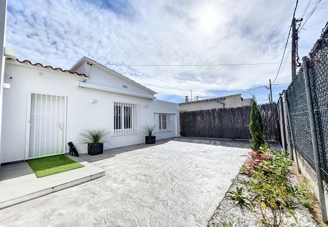 Maison à Rosas / Roses - Osona 4 - Casa con piscina privada, Roses