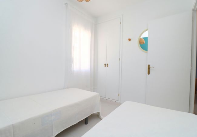 Apartment in Empuriabrava - Port moxo Empuriabrava proche plage vue canal
