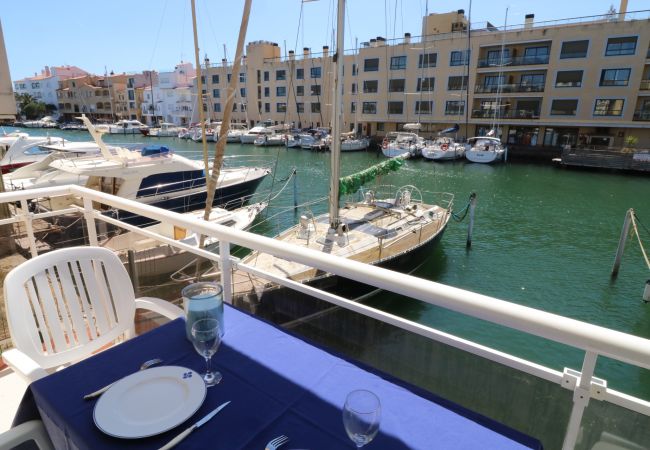 Apartment in Empuriabrava - Port moxo Empuriabrava proche plage vue canal