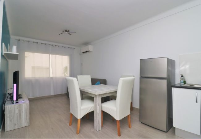 Apartment in Rosas / Roses - Pi i Sunyer - Piso a 50 Metros de la playa