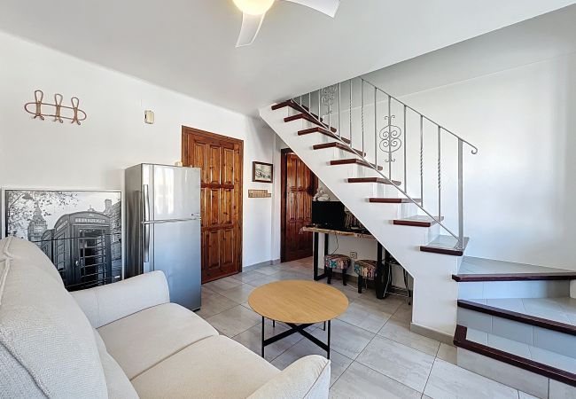 Apartment in Empuriabrava - PORT MOXO 4 2B - BEAU DUPLEX vue canal
