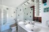 Apartment in Empuriabrava - PORT MOXO 4 2B - BEAU DUPLEX vue canal