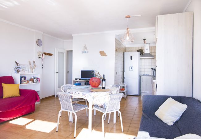 Apartment in Rosas / Roses - Ariadna - Piso, Vista al mar y Piscina Comunitaria