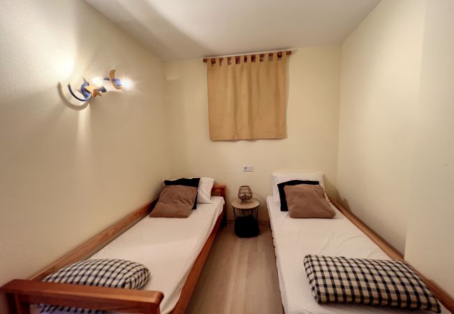 Apartment in Rosas / Roses - Port Canigo 1 150- Magnifico Apartamento con pisci