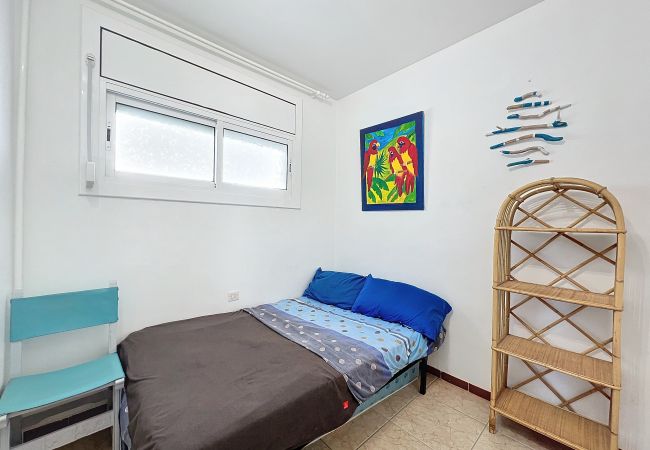 Apartment in Rosas / Roses - Gran Canal - Apartamento visto al mar, 50 M de la