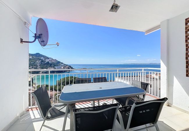Apartment in Rosas / Roses - Mataro 206-Magnifico piso vista al mar