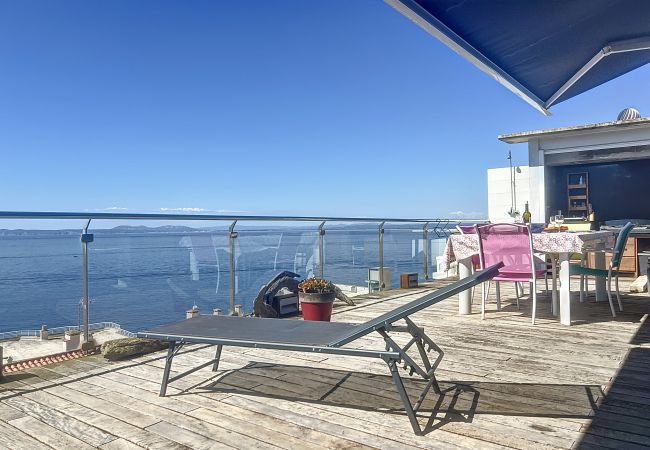 Apartment in Rosas / Roses - Canyelles 45 - Magnifico Loft, vista al mar