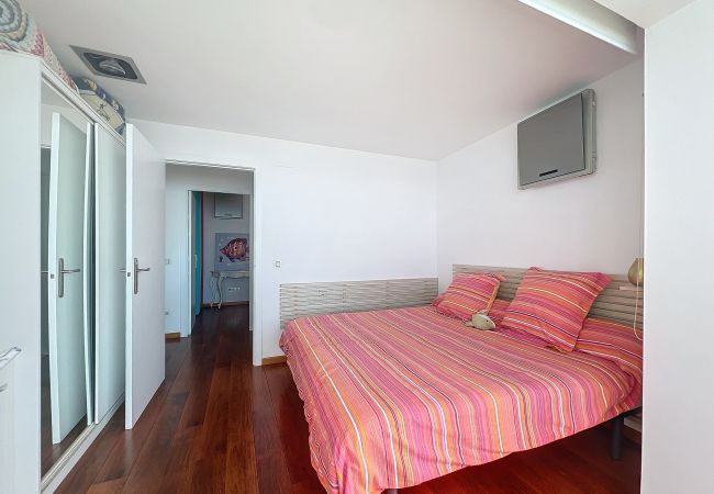 Apartment in Rosas / Roses - Canyelles 45 - Magnifico Loft, vista al mar