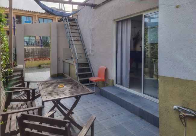 Villa in Rosas / Roses - Urgell  - Casa con jardín y dos habitaciones