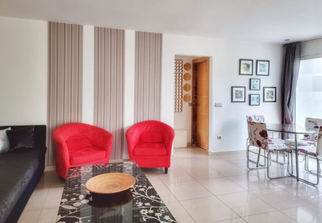 Villa in Rosas / Roses - Urgell  - Casa con jardín y dos habitaciones