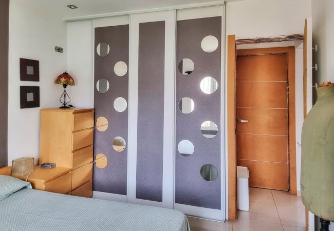 Villa in Rosas / Roses - Urgell  - Casa con jardín y dos habitaciones
