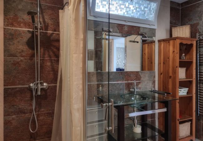 Villa in Rosas / Roses - Urgell  - Casa con jardín y dos habitaciones