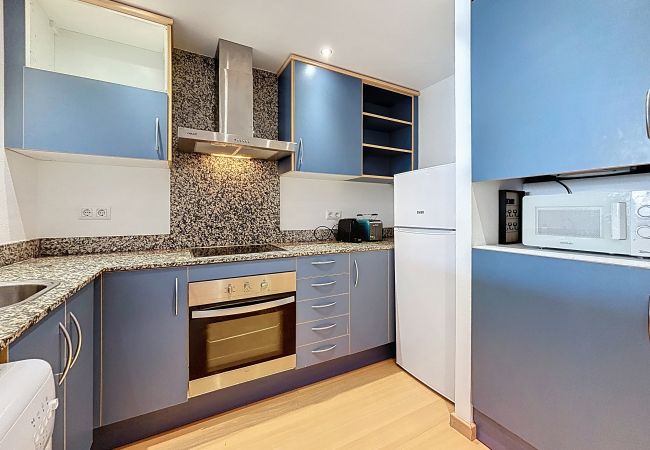 Apartment in Rosas / Roses - R. MARINE II 139 – Piso vista al canal y piscina