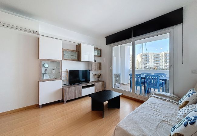 Apartment in Rosas / Roses - R. MARINE II 139 – Piso vista al canal y piscina