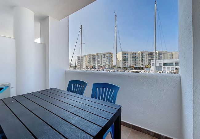 Apartment in Rosas / Roses - R. MARINE II 139 – Piso vista al canal y piscina