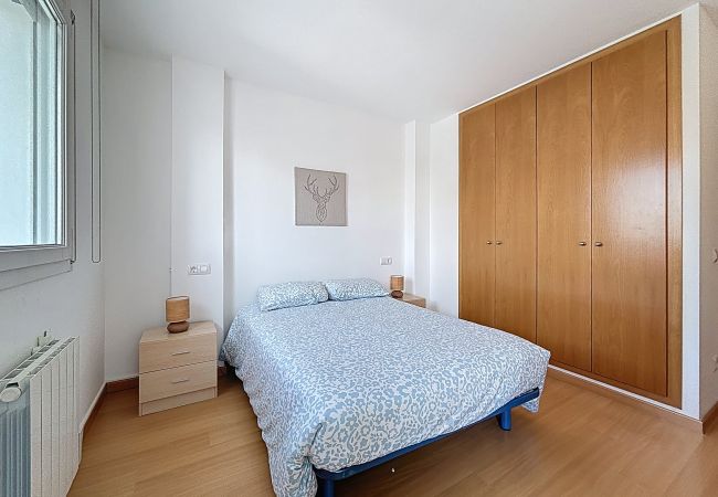 Apartment in Rosas / Roses - R. MARINE II 139 – Piso vista al canal y piscina